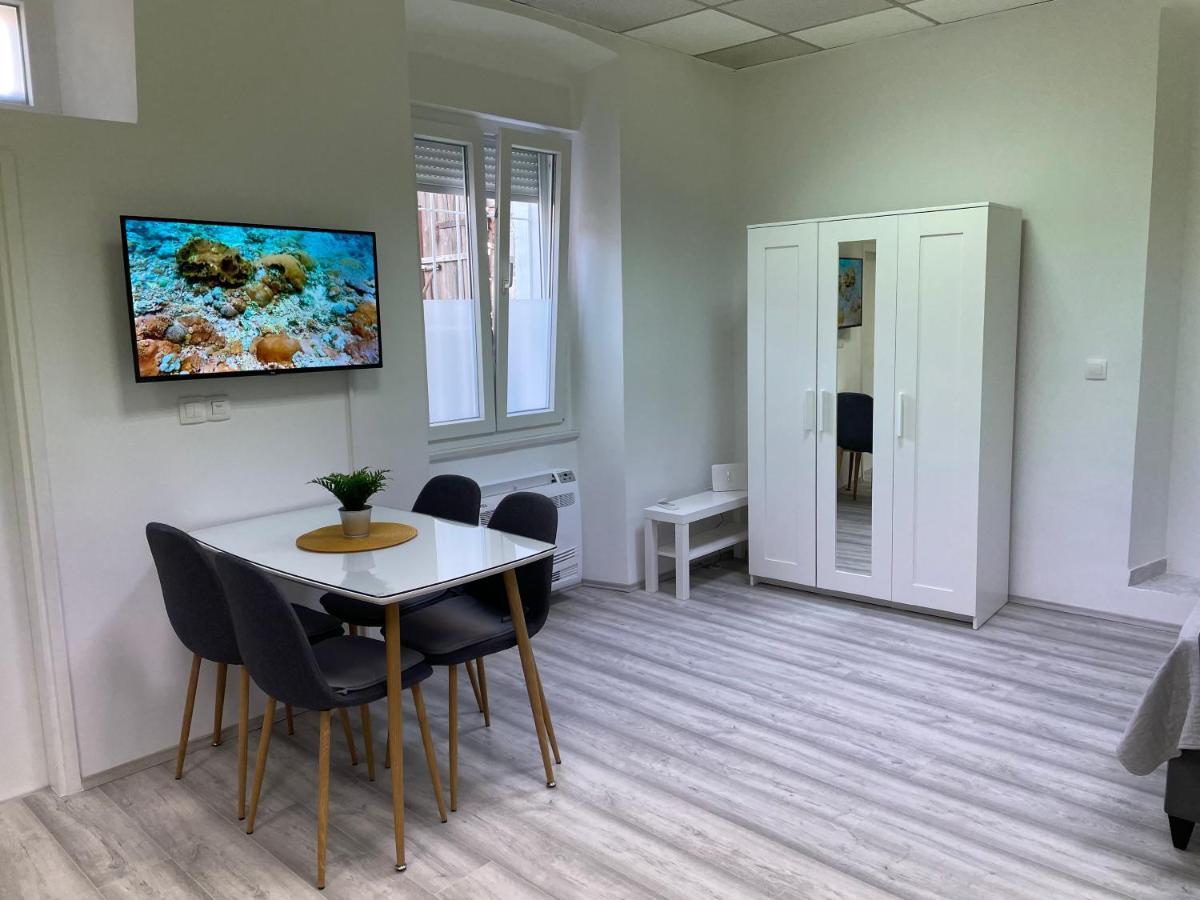 Apartment Studio Beauty In Centar Пула Екстер'єр фото