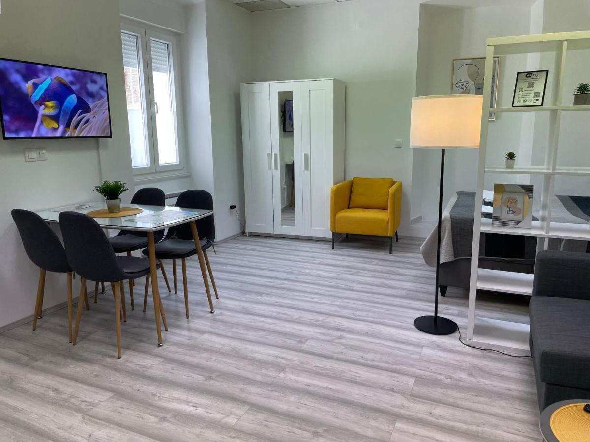 Apartment Studio Beauty In Centar Пула Екстер'єр фото
